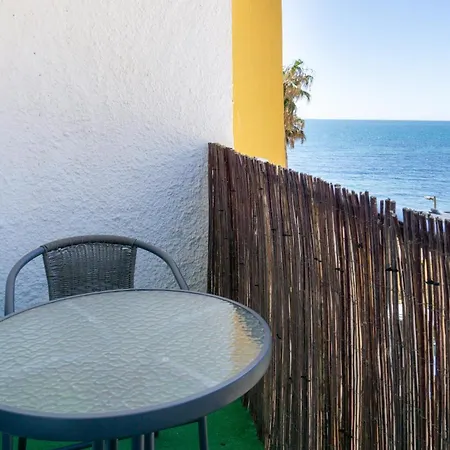 Sea Views Михас