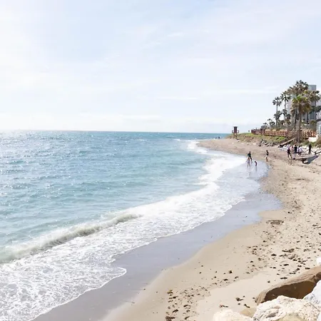 Sea Views Апартаменты *