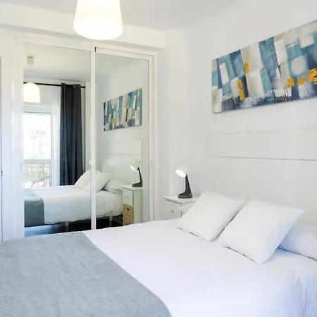 Sea Views Апартаменты Михас